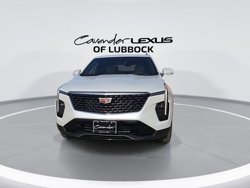 Used 2025 Cadillac XT4 Premium Luxury w/ Technology Package image 3