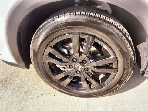 Used 2026 Honda HR-V Sport image 9