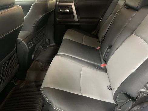 Certified 2024 Toyota 4Runner SR5 Premium image 32