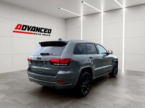 Used 2020 Jeep Grand Cherokee Altitude AWD/4WD image 7