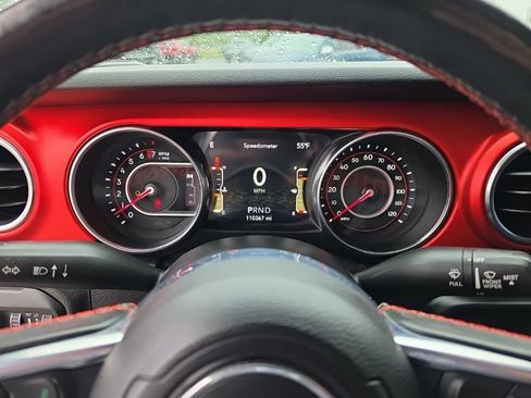 Used 2020 Jeep Gladiator Rubicon w/ LED Lighting Group AWD/4WD image 11