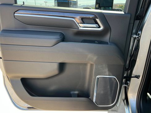 New 2026 Chevrolet Silverado 2500 LTZ w/ Trail Boss Package AWD/4WD image 19