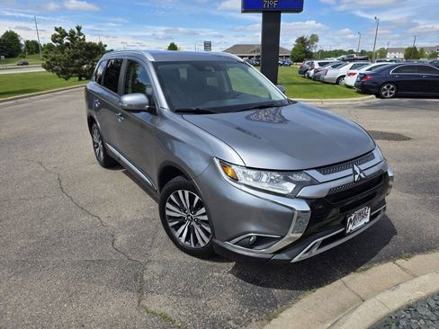 Used 2020 Mitsubishi Outlander SEL AWD/4WD image 3