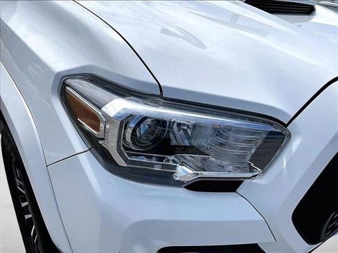 Used 2021 Toyota Tacoma TRD Sport RWD image 28