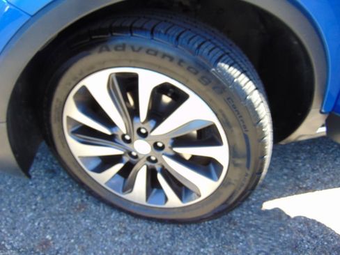 Used 2018 Buick Encore Preferred AWD/4WD image 27