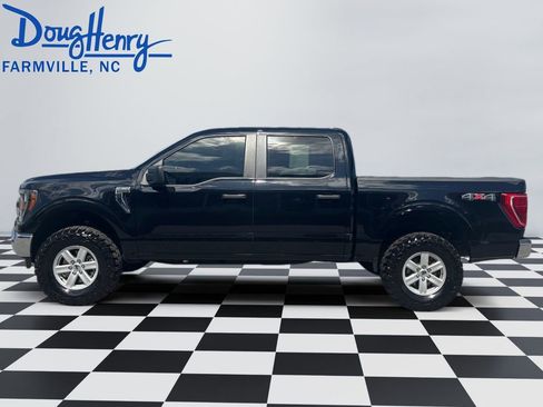Used 2023 Ford F150 XLT image 2