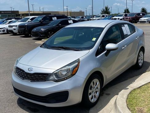 Used 2013 Kia Rio LX w/ PWR Pkg FWD image 3