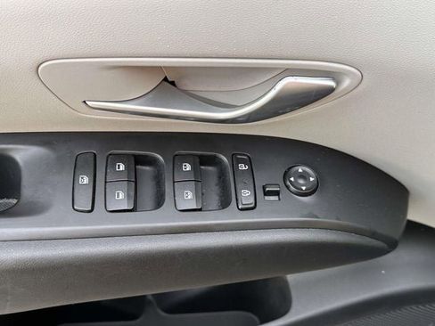 Used 2024 Hyundai Tucson SEL image 15