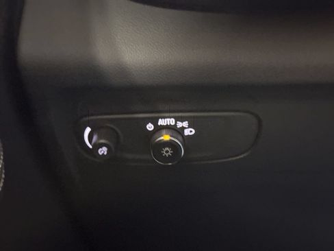 Used 2023 Buick Envision Preferred FWD image 18