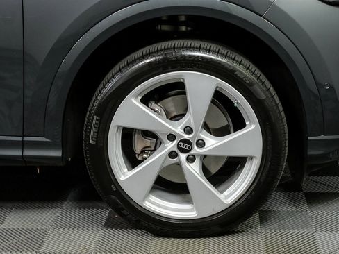 Certified 2025 Audi Q5 Premium Plus w/ Premium Plus image 39