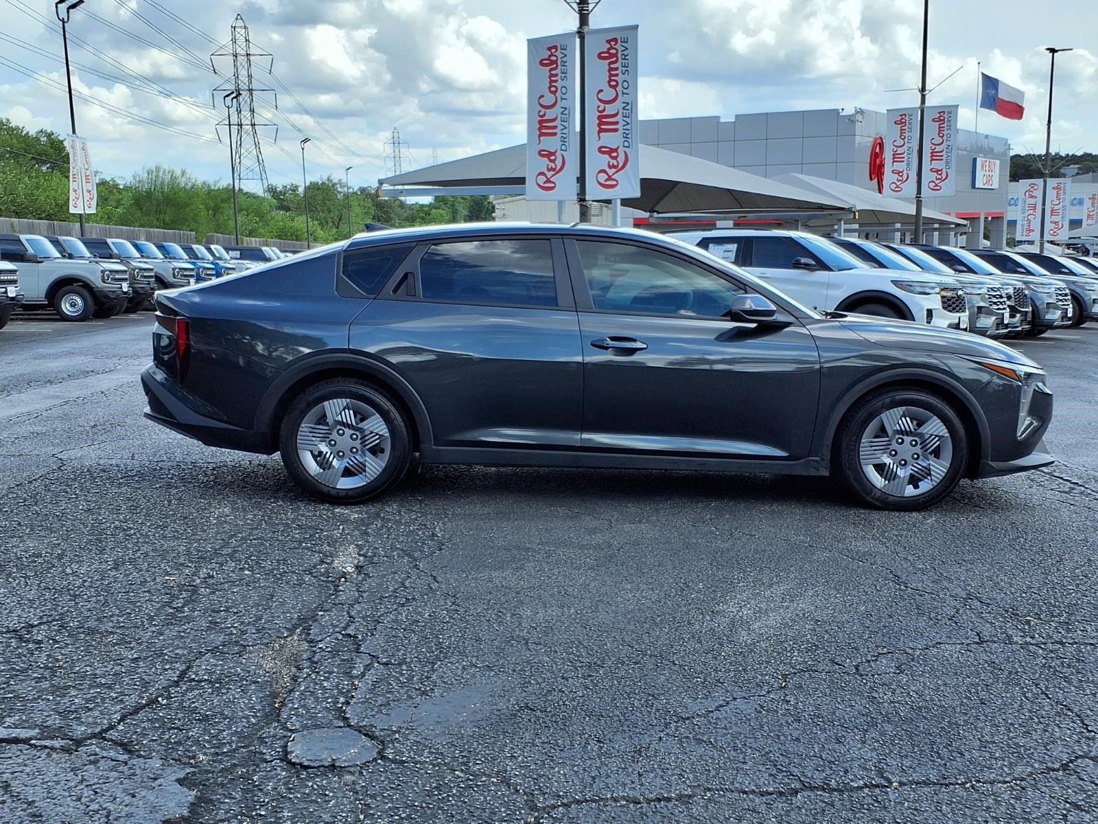 Used 2025 Kia K4 FWD image 5