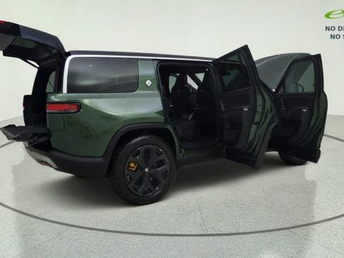 Used 2024 Rivian R1S Adventure AWD/4WD image 15