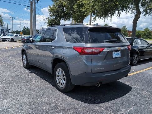 Used 2019 Chevrolet Traverse LT FWD image 4