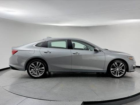 Used 2023 Chevrolet Malibu LT FWD image 9
