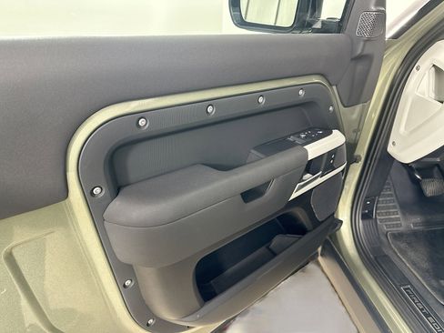 Used 2021 Land Rover Defender 90 First Edition AWD/4WD image 16
