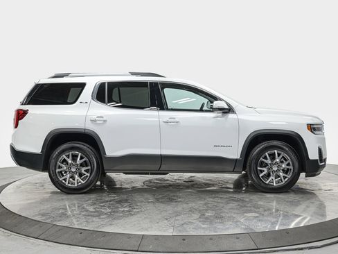 Used 2023 GMC Acadia SLE w/ Driver Convenience Package image 8