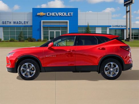 Used 2024 Chevrolet Blazer LT w/ Convenience Package image 4