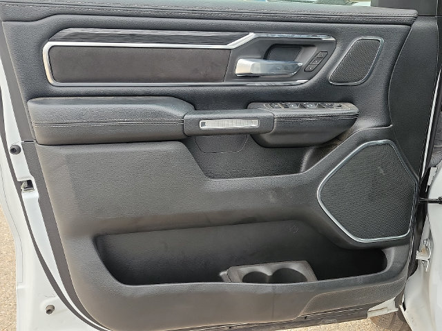 Used 2024 RAM 1500 Laramie AWD/4WD image 11