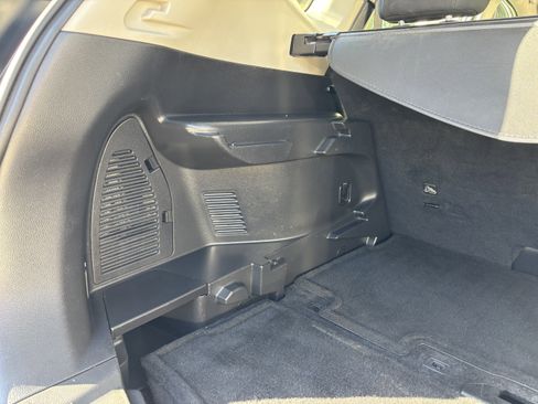 Used 2017 Nissan Rogue S image 64