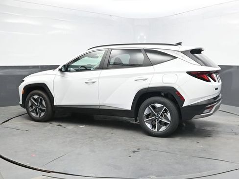 Used 2025 Hyundai Tucson SEL AWD/4WD image 4