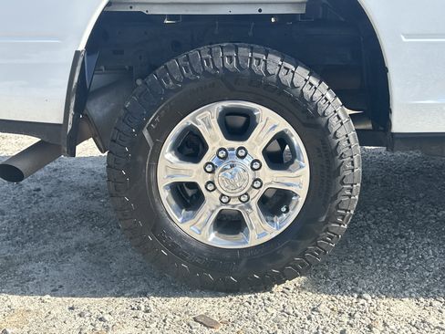 Used 2024 RAM 2500 Big Horn image 17