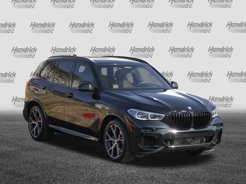 Used 2023 BMW X5 xDrive40i w/ Executive Package image 2