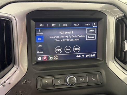 Used 2022 Chevrolet Silverado 1500 Custom w/ Safety Confidence Package image 18