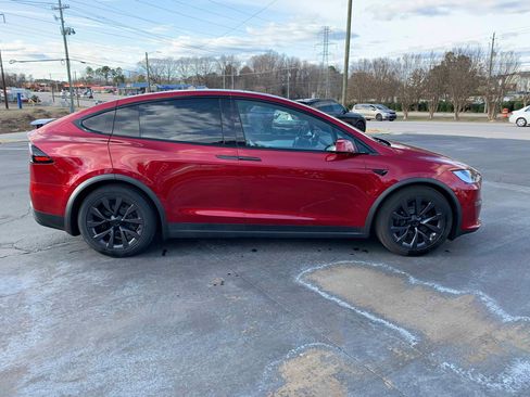 Used 2024 Tesla Model X image 13