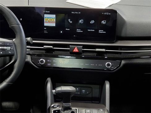 Used 2026 Kia Sportage EX w/ EX Panorama Roof Package image 17