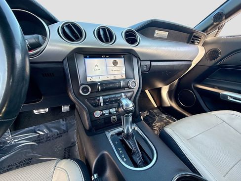 Used 2018 Ford Mustang Premium image 27