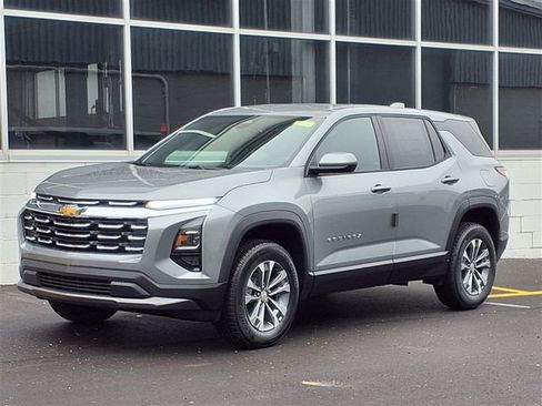 New 2026 Chevrolet Equinox LT image 1