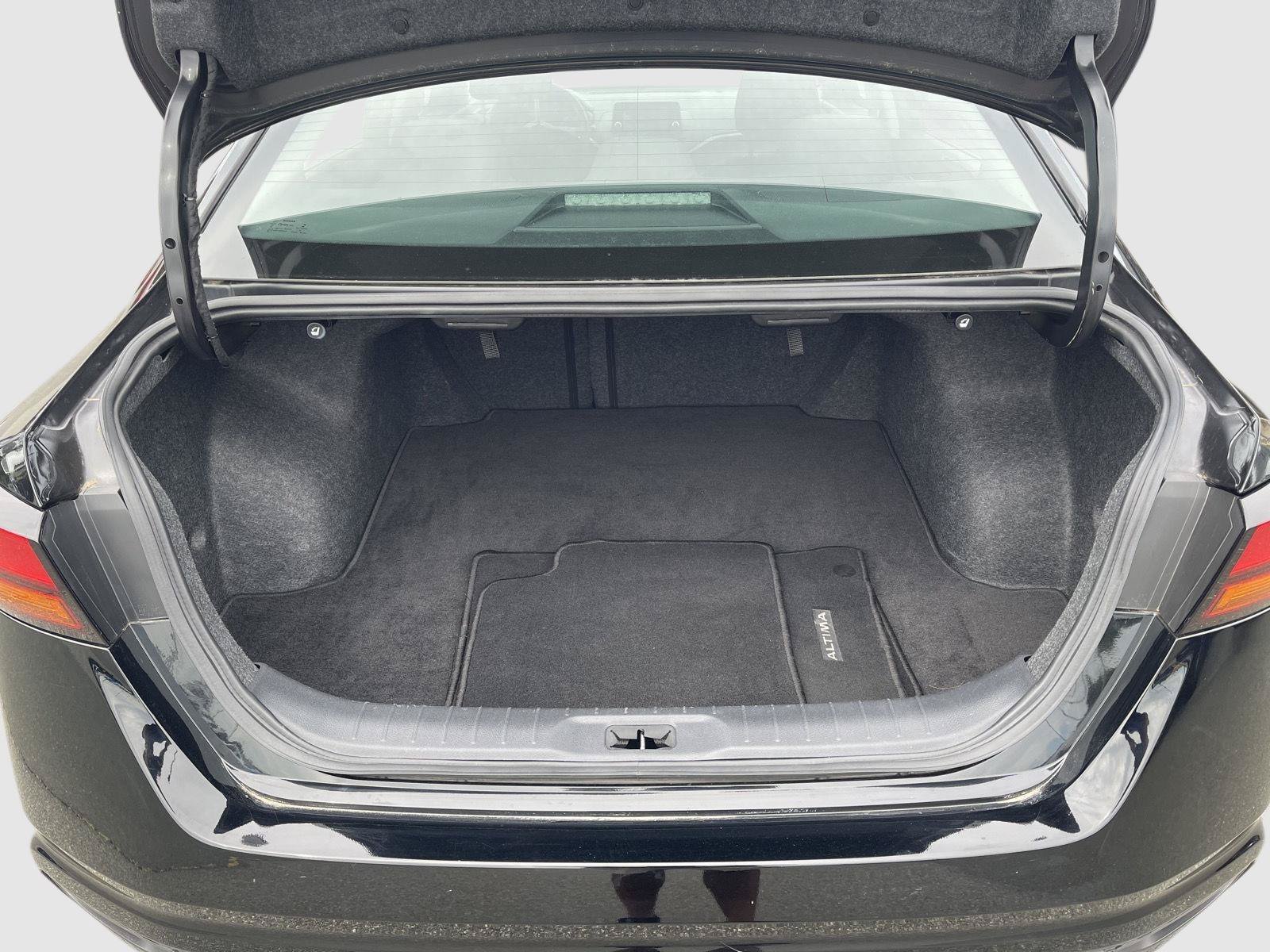 Used 2022 Nissan Altima 2.5 S FWD image 15