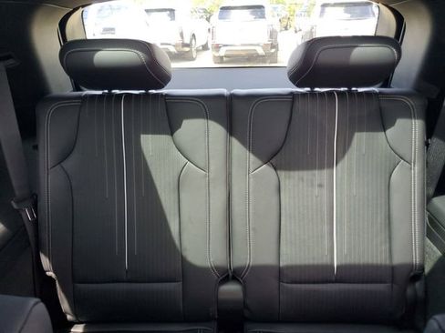 New 2026 Cadillac Vistiq Sport image 6