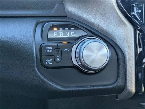 Used 2019 RAM 3500 Laramie AWD/4WD image 12