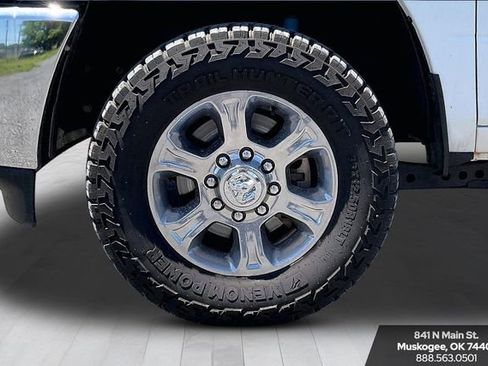 Used 2024 RAM 2500 Big Horn w/ Off Road Package AWD/4WD image 34