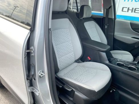 Certified 2019 Chevrolet Equinox LS w/ LS Convenience Package FWD image 26