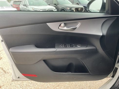 Used 2024 Kia Forte LXS image 18