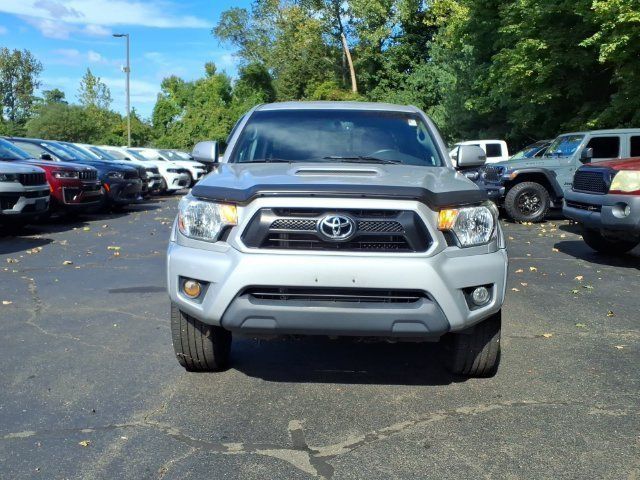 Used 2012 Toyota Tacoma 4x4 Double Cab w/ TRD Sport Pkg image 2