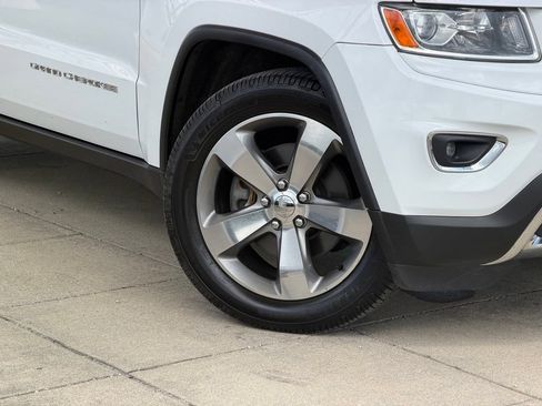 Used 2014 Jeep Grand Cherokee Limited w/ Trailer Tow Group IV AWD/4WD image 10