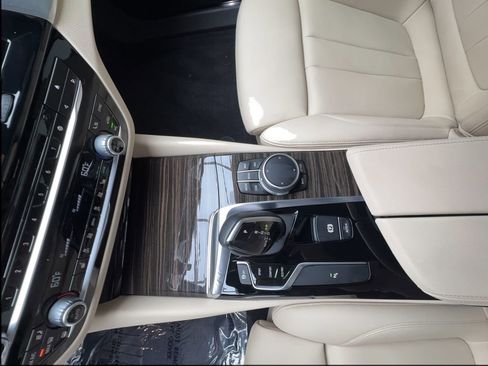 Used 2019 BMW 530i xDrive w/ Convenience Package image 23