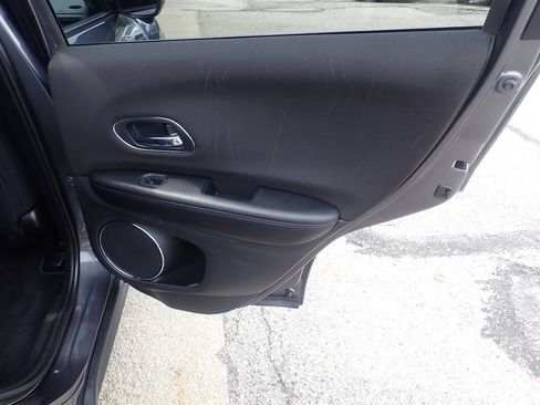 Used 2017 Honda HR-V EX image 28