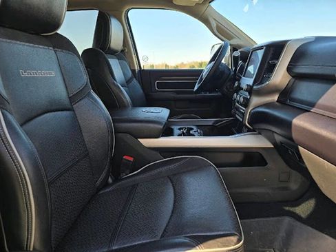 Used 2022 RAM 2500 Laramie AWD/4WD image 16