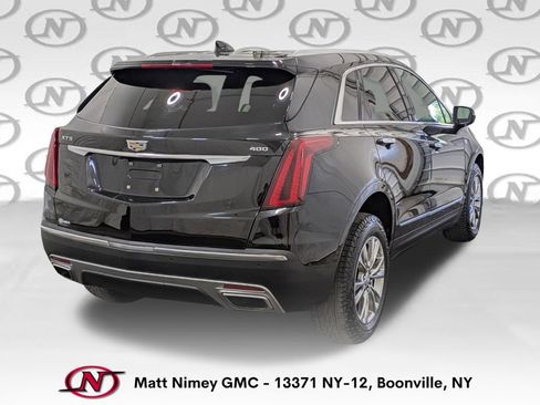 Used 2020 Cadillac XT5 Premium Luxury FWD image 4
