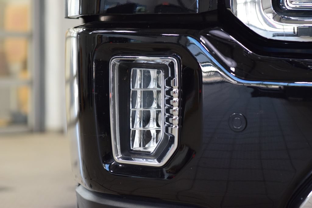 Used 2023 GMC Sierra 3500 Denali AWD/4WD image 14