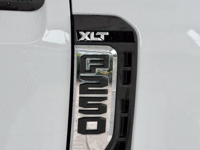 Used 2023 Ford F250 XLT AWD/4WD image 7