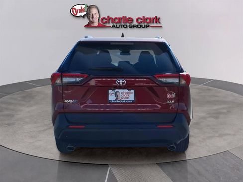 Used 2025 Toyota RAV4 XLE image 5