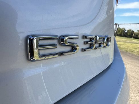 Used 2017 Lexus ES 350 image 28