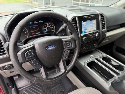 Used 2016 Ford F150 XLT w/ Equipment Group 302A Luxury image 13