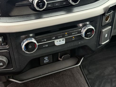 Used 2022 Ford F150 XLT w/ Equipment Group 301A Mid RWD image 22