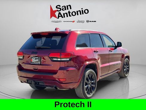 Used 2022 Jeep Grand Cherokee Laredo X image 7
